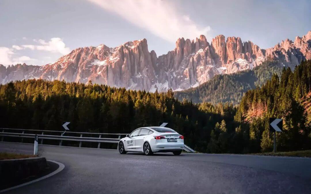 How to Rent a Tesla in Vienna with ELOOP [Shared Journey]
