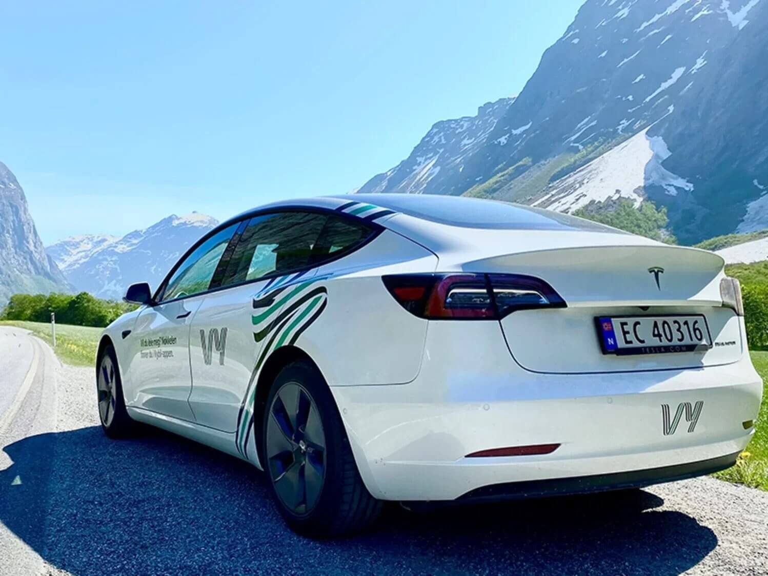 vy tesla carsharing in norway