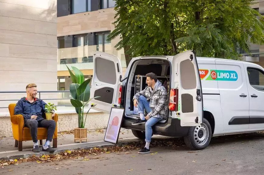 Going XL: How electric vans can transform your service